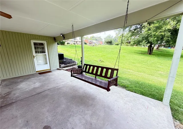 Photo 4 of Single family home for sale at 661 Idaho Ave, Penn Hills, PA 15147 | MLS# 1772530 | Listing updated on 2026-10-01