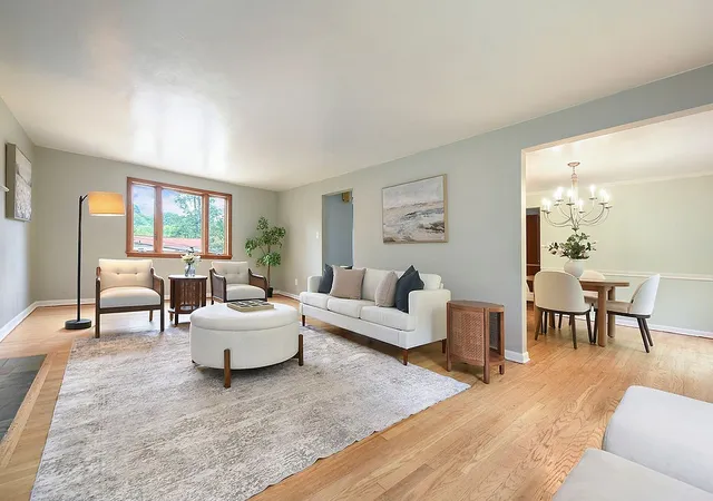Photo 3 of Single family home for sale at 124 Washington Rd, Forest Hills Boro, PA 15221 | MLS# 1772178 | Listing updated on 2026-09-05