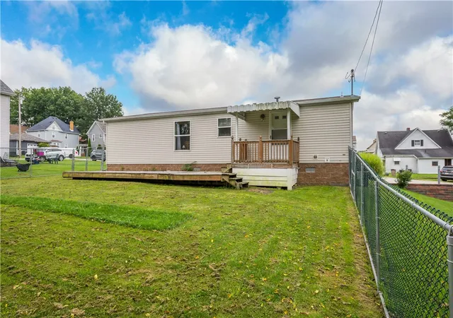 Photo 4 of Sale Pending at 338 Westmoreland St, Belle Vernon, PA 15012 | MLS# 1772372 | Listing updated on 2026-09-05