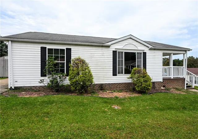 Photo 1 of Sale Pending at 1039 Golden Cir, Forward Twp, PA 15037 | MLS# 1772596 | Listing updated on 2026-09-09
