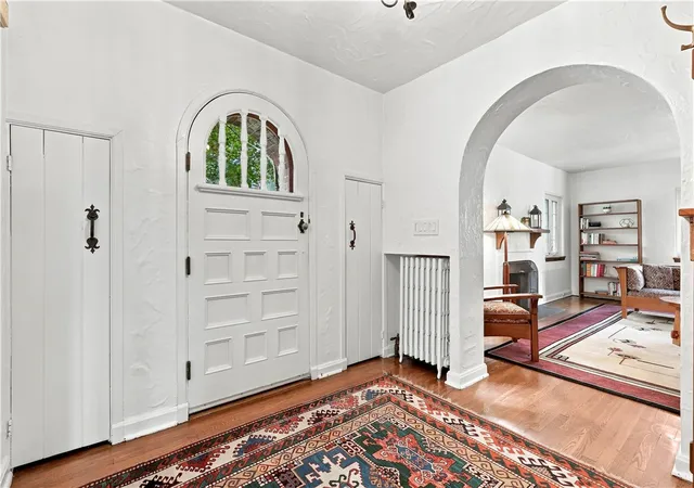 Photo 3 of Single family home for sale at 302 Maple Ln, Edgeworth, PA 15143 | MLS# 1772560 | Listing updated on 2026-09-08