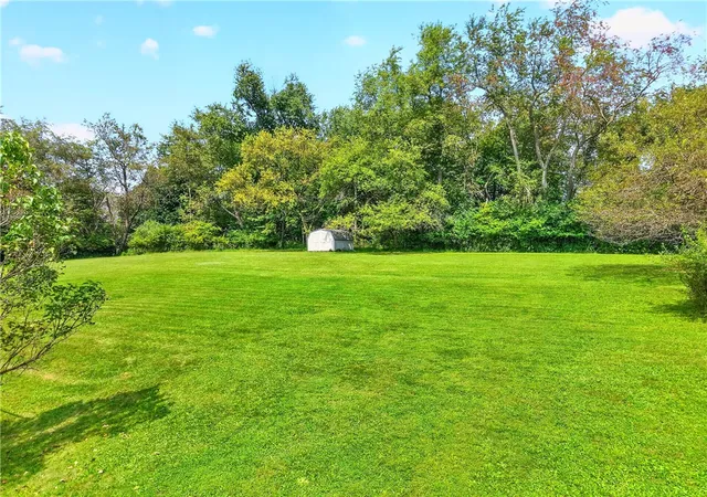 Photo 3 of Single family home for sale at 4355 Rosanna Dr, Hampton, PA 15101 | MLS# 1772439 | Listing updated on 2026-09-16