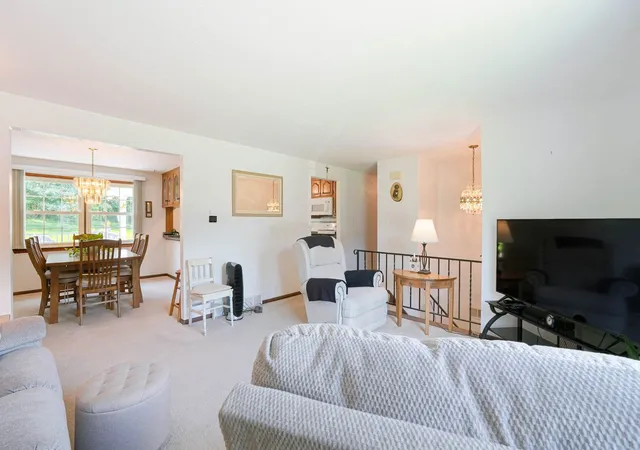 Photo 3 of Single family home for sale at 3485 Ivy Dr, Murrysville, PA 15668 | MLS# 1772610 | Listing updated on 2026-10-04