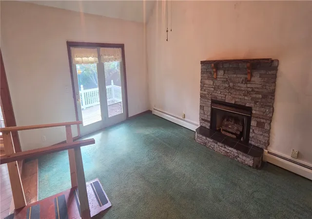Photo 4 of Sale Pending at 525 Davis Ave, Somerset Boro, PA 15501 | MLS# 1772606 | Listing updated on 2026-09-08