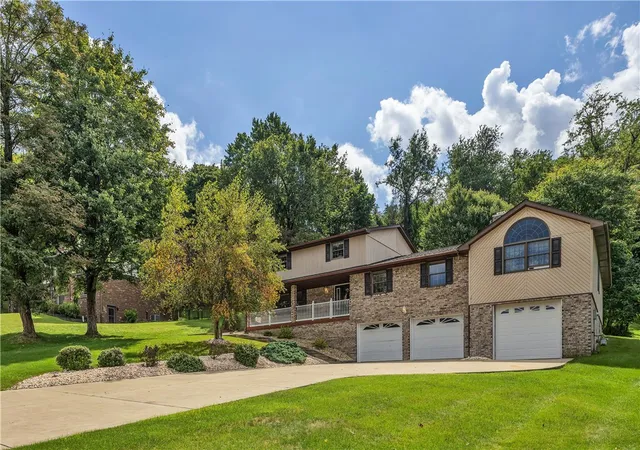 Photo 1 of Single family home for sale at 123 Maryland Pl, Jeannette, PA 15644 | MLS# 1772322 | Listing updated on 2026-09-09