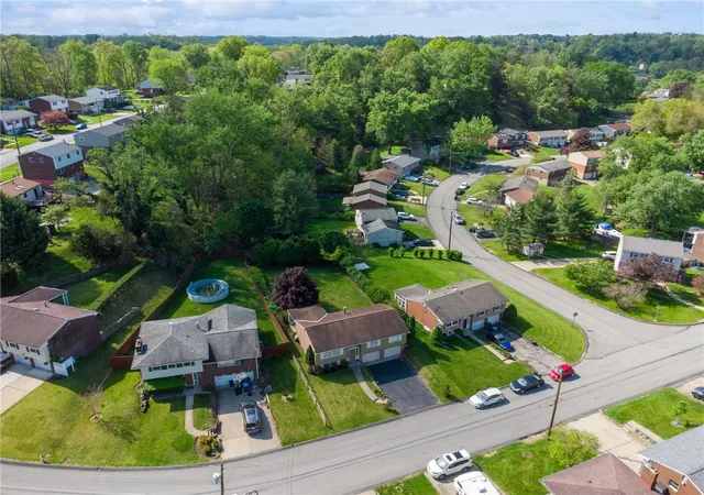 Photo 33 of Single family home for sale at 349 Crescentgardens Dr, Penn Hills, PA 15235 | MLS# 1772615 | Listing updated on 2026-09-03
