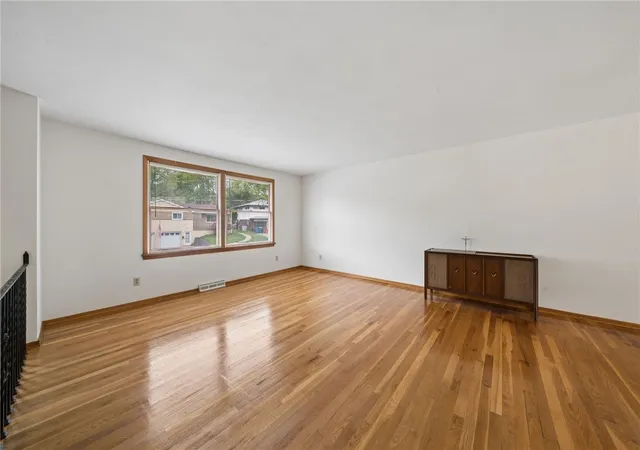 Photo 4 of Single family home for sale at 349 Crescentgardens Dr, Penn Hills, PA 15235 | MLS# 1772615 | Listing updated on 2026-09-03