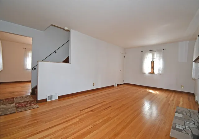 Photo 4 of Single family home for sale at 506 Fisher St, Arlington, PA 15210 | MLS# 1770526 | Listing updated on 2026-09-02