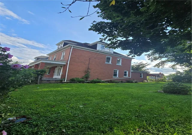 Photo 2 of Single family home for sale at 144 Hochberg Rd, Penn Hills, PA 15235 | MLS# 1772640 | Listing updated on 2026-09-11
