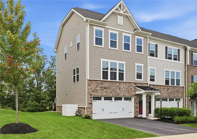 Photo 3 of Sale Pending at 4012 Johns Ct, Cheswick, PA 15024 | MLS# 1772425 | Listing updated on 2026-09-11