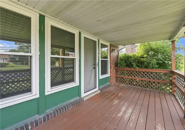 Photo 3 of Sale Pending at 417 Garden City Dr, Monroeville, PA 15146 | MLS# 1772414 | Listing updated on 2026-09-30