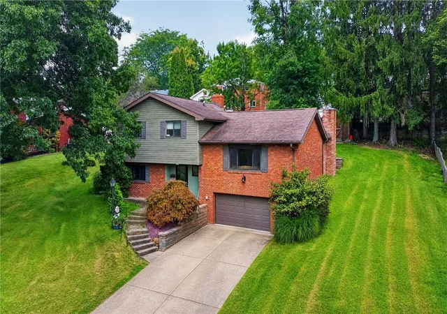 Photo 1 of Single family home for sale at 326 Highland Pines Dr, Ross Twp, PA 15237 | MLS# 1772409 | Listing updated on 2026-09-16