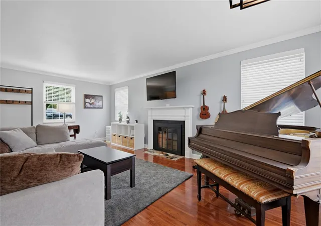 Photo 2 of Sale Pending at 11 National Dr, Pleasant Hills, PA 15236 | MLS# 1772594 | Listing updated on 2026-09-08