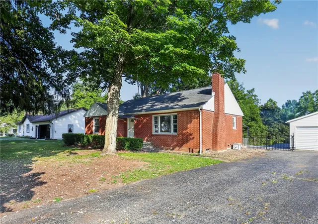 Photo 2 of Single family home for sale at 730 W Poland Rd, Bessemer, PA 16112 | MLS# 1772271 | Listing updated on 2026-09-06
