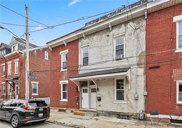 Photo 3 of Single family home for sale at 150 Home St, Lawrenceville, PA 15201 | MLS# 1771688 | Listing updated on 2026-09-02