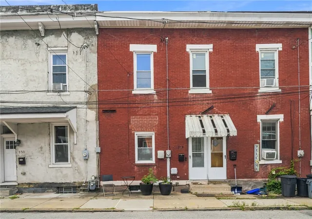Photo 3 of Single family home for sale at 148 Home St, Lawrenceville, PA 15201 | MLS# 1771689 | Listing updated on 2026-09-02