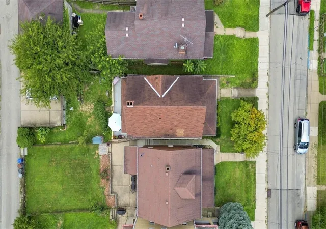 Photo 2 of Single family home for sale at 740 Woodbourne Ave, Brookline, PA 15226 | MLS# 1772580 | Listing updated on 2026-09-02