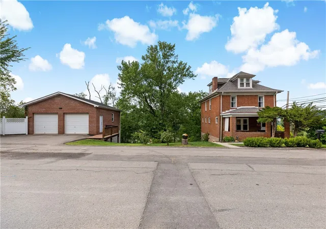 Photo 2 of Sale Pending at 2522 Homehurst Ave, Overbrook, PA 15234 | MLS# 1772579 | Listing updated on 2026-09-13