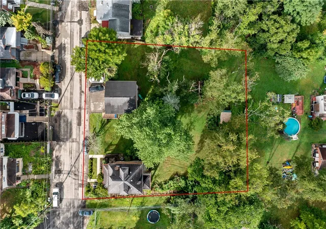 Photo 3 of Sale Pending at 2522 Homehurst Ave, Overbrook, PA 15234 | MLS# 1772579 | Listing updated on 2026-09-13