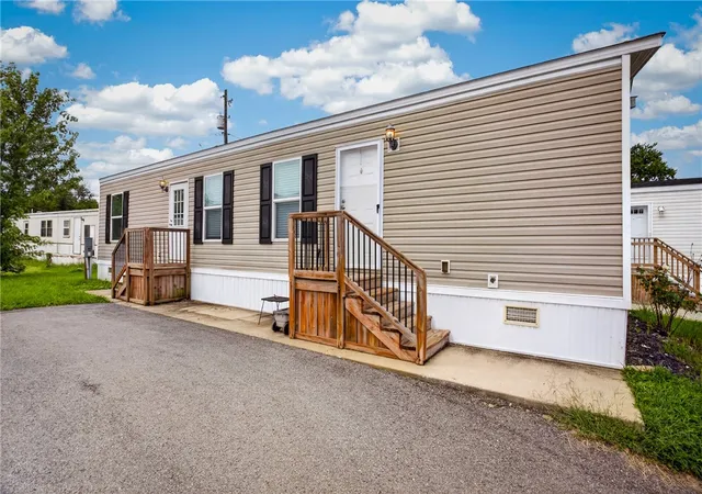 Photo 1 of Manufactured home for sale at 49 Imperial Ave, Canton Twp, PA 15301 | MLS# 1772682 | Listing updated on 2026-09-02
