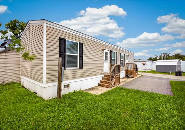 Photo 2 of Manufactured home for sale at 49 Imperial Ave, Canton Twp, PA 15301 | MLS# 1772682 | Listing updated on 2026-09-02