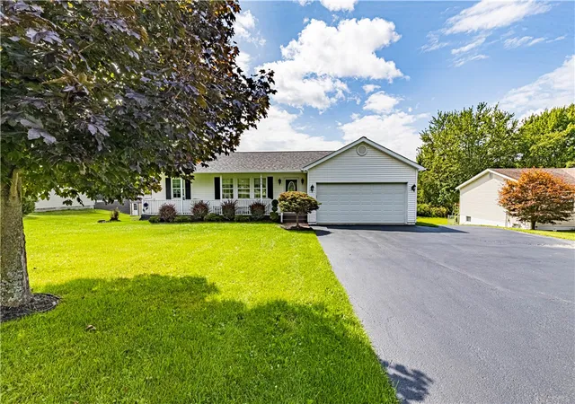 Photo 1 of Single family home for sale at 3699 Mitchell Rd, Neshannock Twp, PA 16105 | MLS# 1772704 | Listing updated on 2026-09-02
