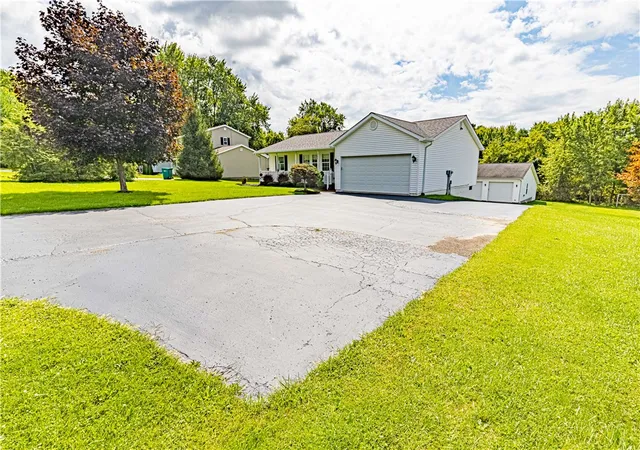 Photo 2 of Single family home for sale at 3699 Mitchell Rd, Neshannock Twp, PA 16105 | MLS# 1772704 | Listing updated on 2026-09-02