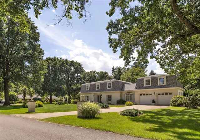 Photo 2 of Sale Pending at 118 Mountain Laurel Dr, Penn Twp, PA 16002 | MLS# 1772538 | Listing updated on 2026-09-06