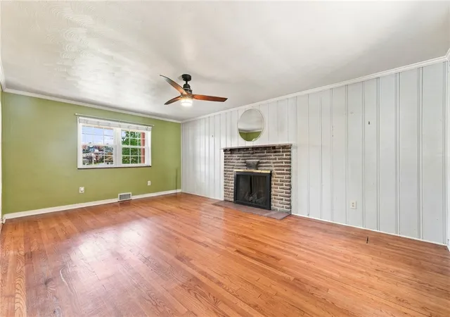 Photo 4 of Single family home for sale at 3528 Cambria St, Munhall, PA 15120 | MLS# 1772663 | Listing updated on 2026-09-27