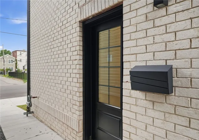 Photo 3 of Townhouse for sale at 514 N Euclid Ave, East Liberty, PA 15206 | MLS# 1772716 | Listing updated on 2026-09-05
