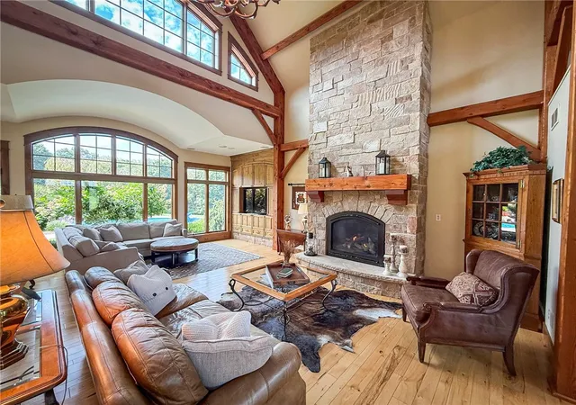 Photo 3 of Single family home for sale at 921 Three Degree Rd, Penn Twp, PA 16002 | MLS# 1772666 | Listing updated on 2026-09-14