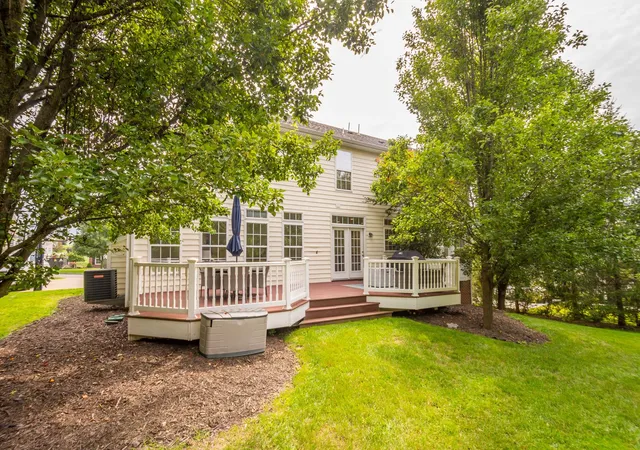 Photo 3 of Single family home for sale at 8604 Christine Ct, South Fayette, PA 15017 | MLS# 1772740 | Listing updated on 2026-09-09