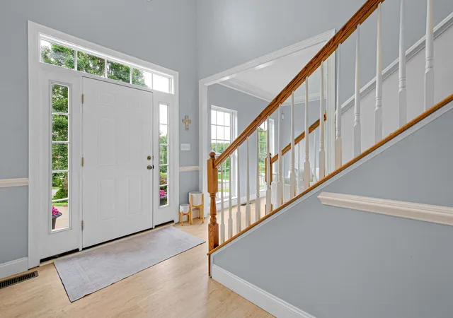 Photo 3 of Single family home for sale at 8604 Christine Ct, South Fayette, PA 15017 | MLS# 1772740 | Listing updated on 2026-09-26