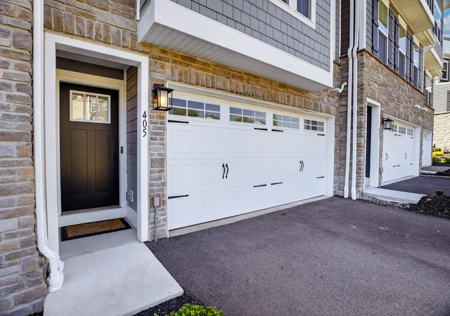 Photo 3 of Townhouse for sale at 405 Sage Dr, Canonsburg, PA 15317 | MLS# 1772754 | Listing updated on 2026-09-13