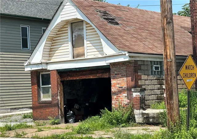 Photo 26 of Sale Pending at 101 8th Street, Braddock, PA 15104 | MLS# 1772765 | Listing updated on 2026-09-10