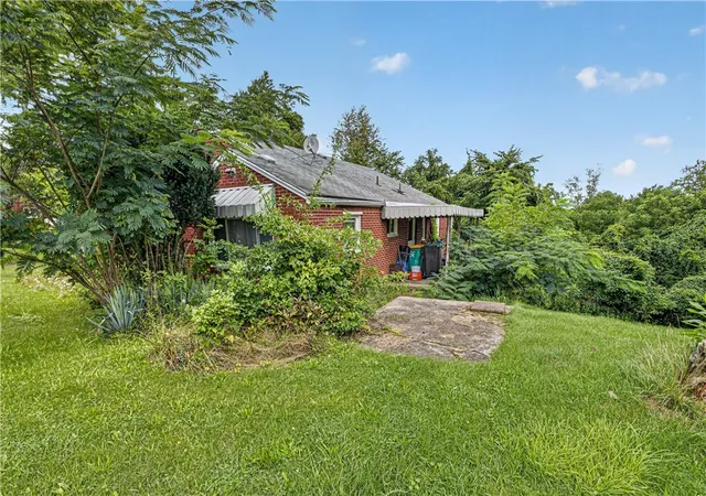 Photo 2 of Single family home for sale at 4194 Battle Ridge Rd, South Fayette, PA 15057 | MLS# 1772766 | Listing updated on 2026-09-11