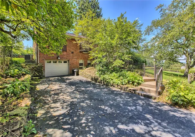 Photo 2 of Sale Pending at 106 Virginia St, Latrobe, PA 15650 | MLS# 1772652 | Listing updated on 2026-09-12