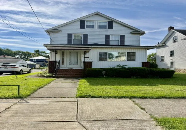 Photo 1 of Single family home for sale at 1020 Maryland Ave, New Castle, PA 16101 | MLS# 1772768 | Listing updated on 2026-09-08