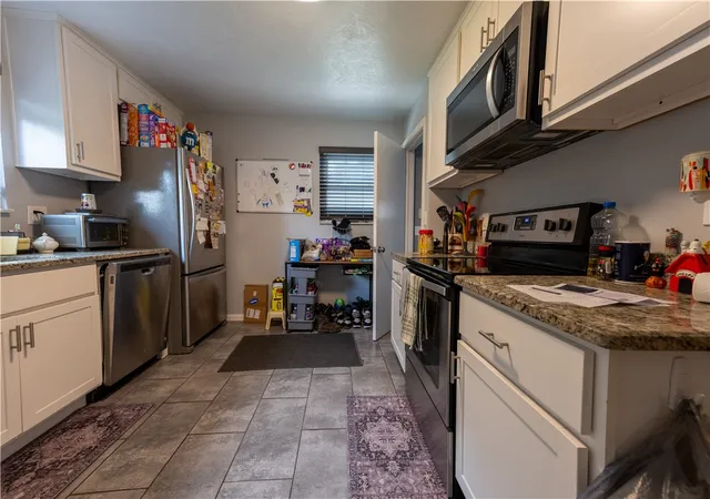 Photo 3 of Single family home for sale at 1013 Shenango Rd, Chippewa Twp, PA 15010 | MLS# 1770086 | Listing updated on 2026-09-02