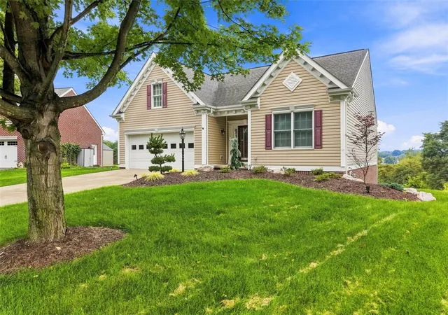 Photo 2 of Single family home for sale at 1249 Snee Dr, South Park, PA 15236 | MLS# 1772395 | Listing updated on 2026-09-12
