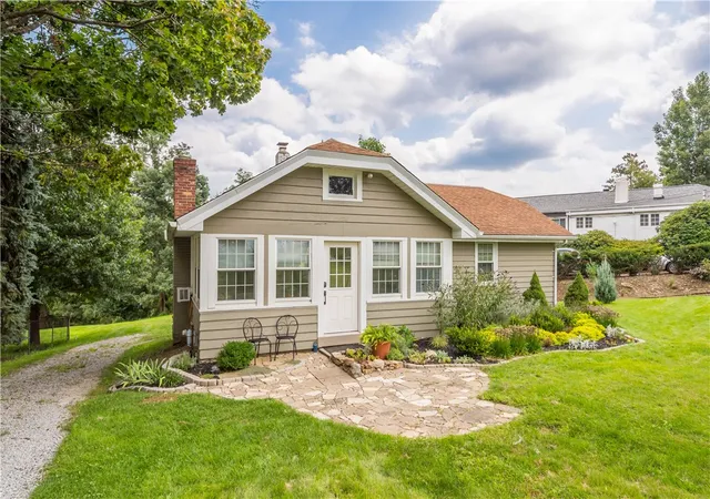 Photo 3 of Single family home for sale at 5827 Irishtown Rd, Bethel Park, PA 15102 | MLS# 1772542 | Listing updated on 2026-10-02