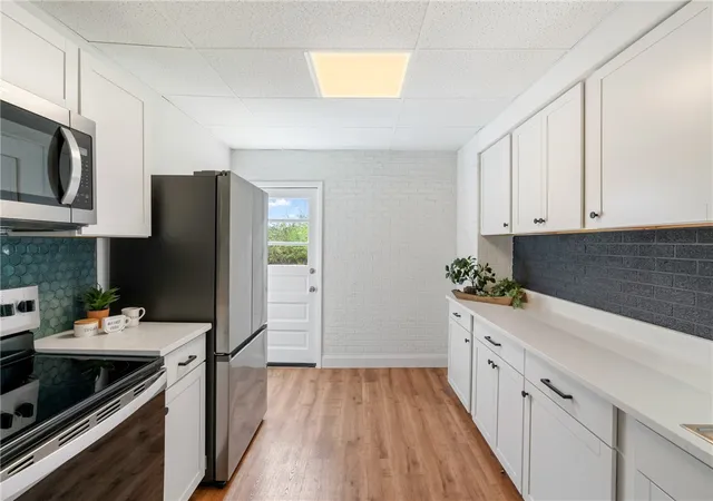 Photo 3 of Single family home for sale at 702 E 19th Avenue, Munhall, PA 15120 | MLS# 1772801 | Listing updated on 2026-09-03