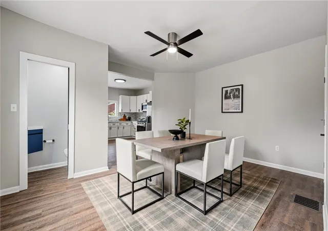 Photo 4 of Single family home for sale at 4542 Friendship Ave, Bloomfield, PA 15224 | MLS# 1772786 | Listing updated on 2026-09-04