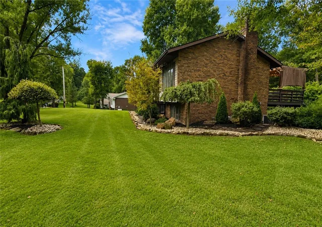 Photo 4 of Single family home for sale at 221 Medical Ctr Rd, Donegal, PA 16025 | MLS# 1772622 | Listing updated on 2026-09-03