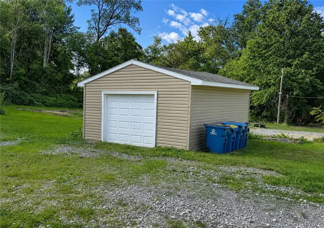 Photo 2 of Single family home for sale at 3008 Old Pittsburgh Rd, Shenango Twp, PA 16101 | MLS# 1772803 | Listing updated on 2026-09-09