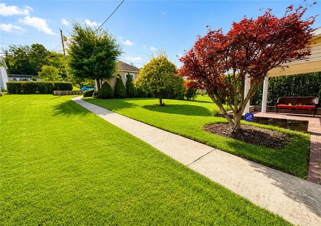Photo 3 of Single family home for sale at 510 Walnut St, Vanderbilt, PA 15486 | MLS# 1772588 | Listing updated on 2026-09-12