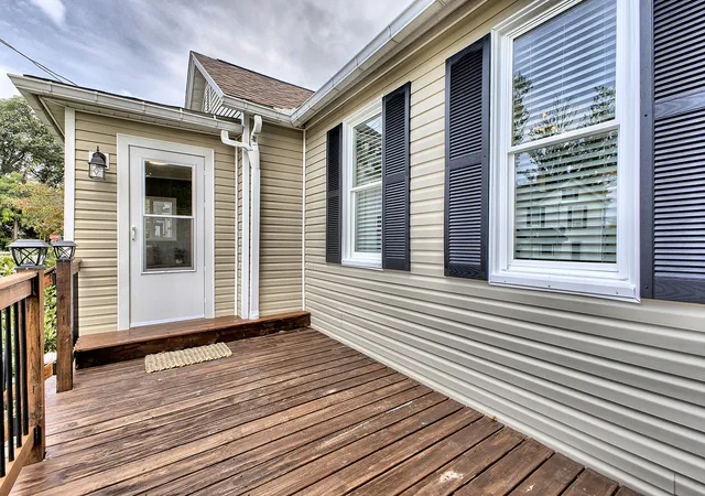 Photo 3 of Single family home for sale at 242 Olive St, Hempfield Twp, PA 15639 | MLS# 1772825 | Listing updated on 2026-09-13