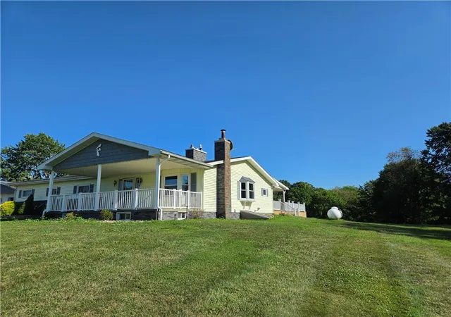 Photo 3 of Single family home for sale at 3330 Georgetown Rd, Frenchcreek Twp, PA 16342 | MLS# 1772796 | Listing updated on 2026-09-10