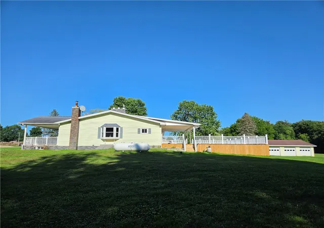 Photo 4 of Single family home for sale at 3330 Georgetown Rd, Frenchcreek Twp, PA 16342 | MLS# 1772796 | Listing updated on 2026-09-10