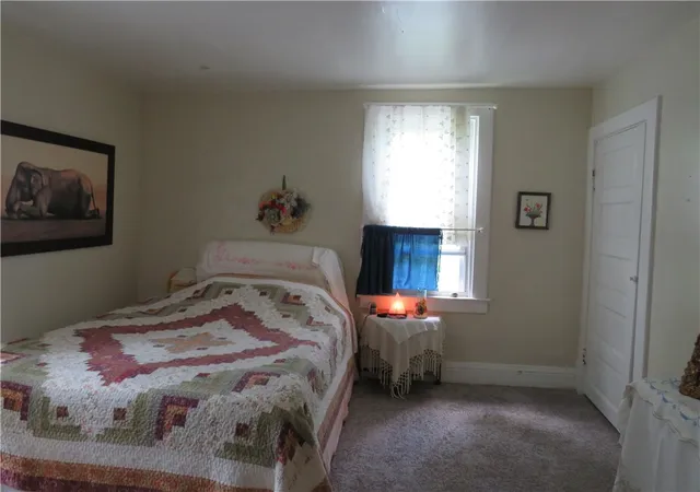 Photo 4 of House for sale at 806 Mclaughlin Run Rd, Bridgeville, PA 15017 | MLS# 1772827 | Listing updated on 2026-09-07